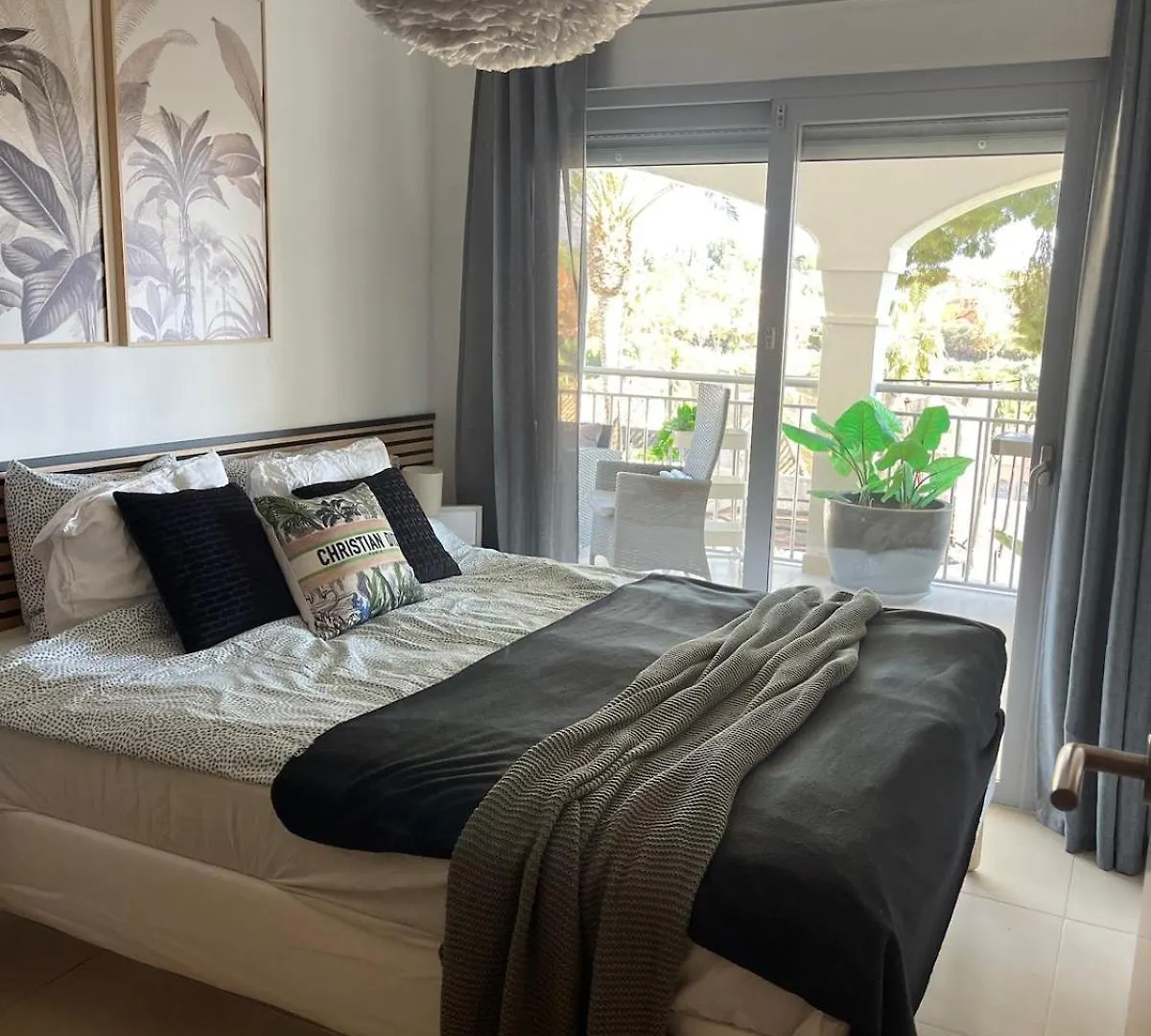 Lovely Accommodation In The Best Location 10-12 Beds! Marbella 0*,  Spain