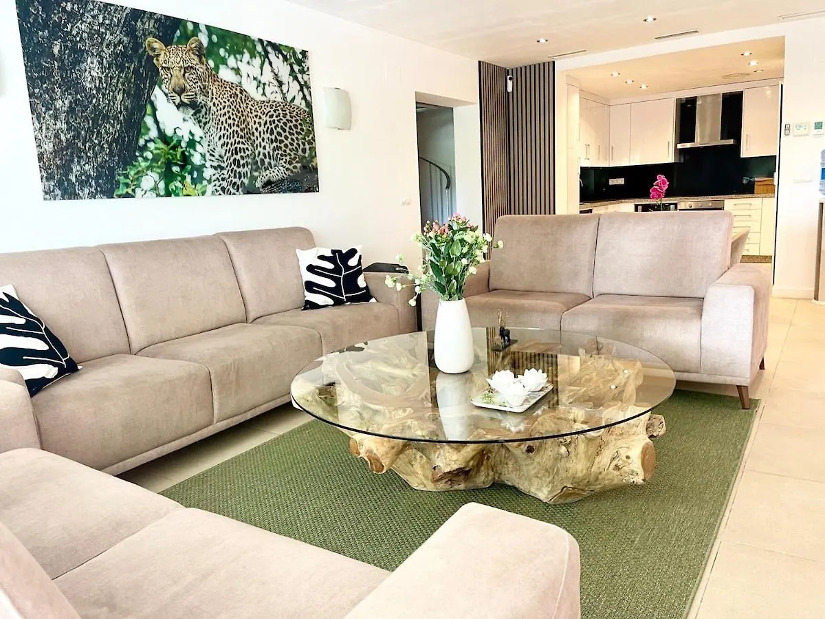 Lovely Accommodation In The Best Location 10-12 Beds! Marbella Spain