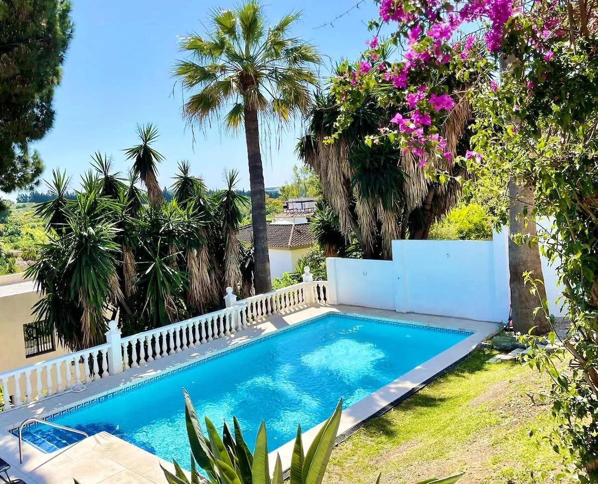 Lovely Accommodation In The Best Location 10-12 Beds! Marbella